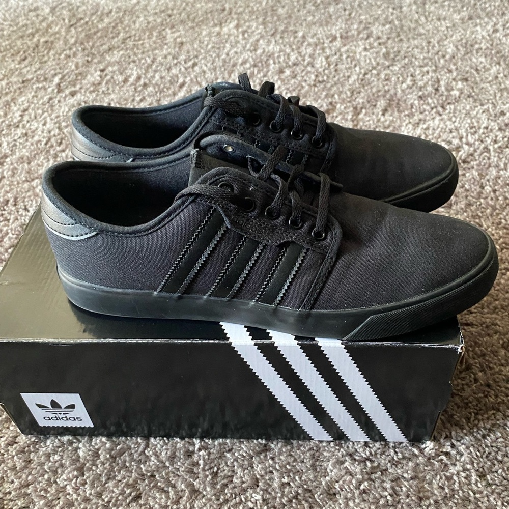 Black Seeley Skate Sneakers- Adidas